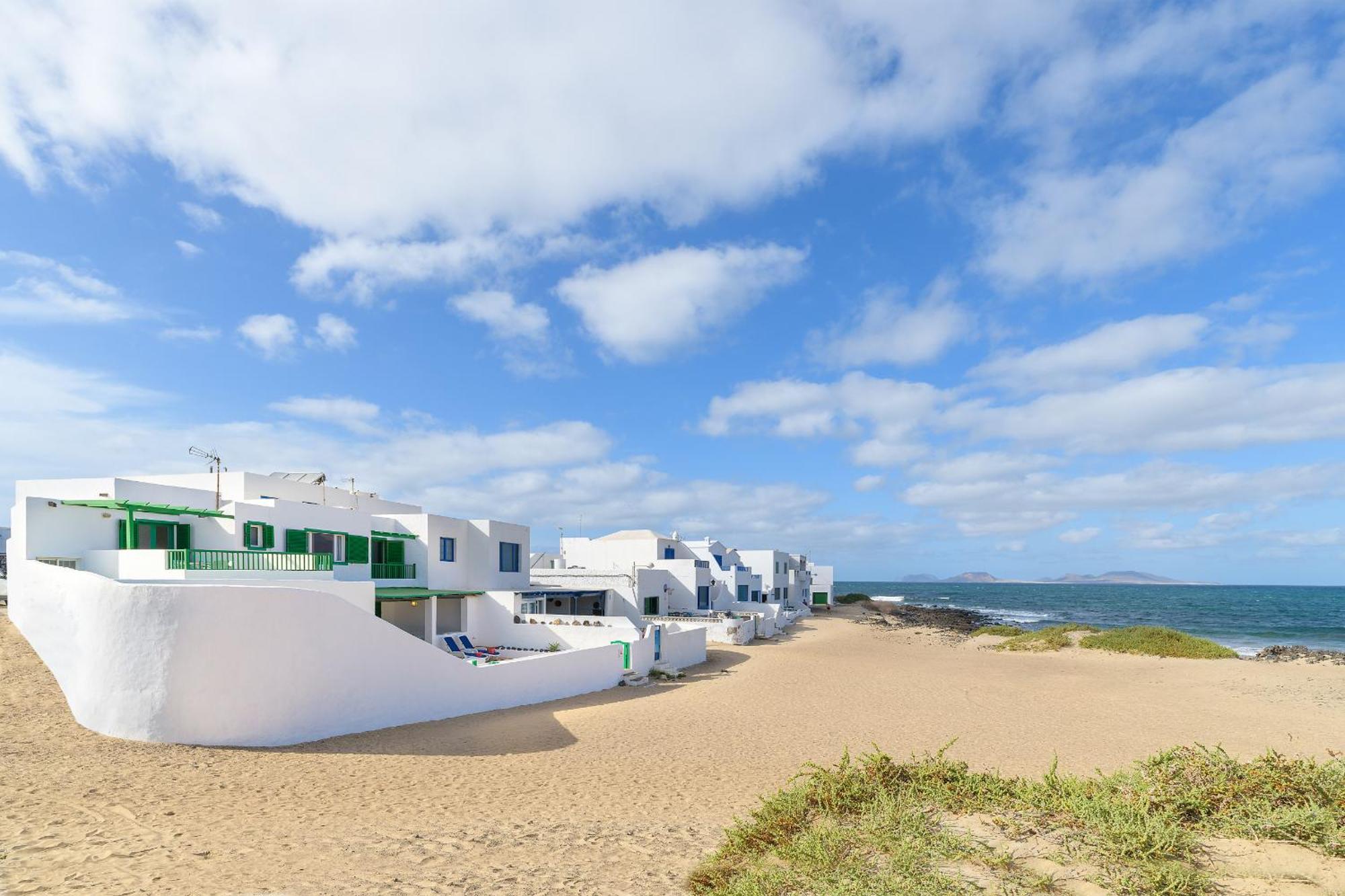 Famara Caracolillos, La Casa ภายนอก รูปภาพ