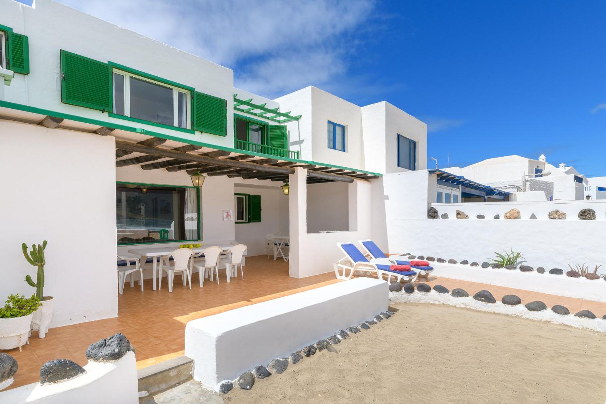 Famara Caracolillos, La Casa ภายนอก รูปภาพ